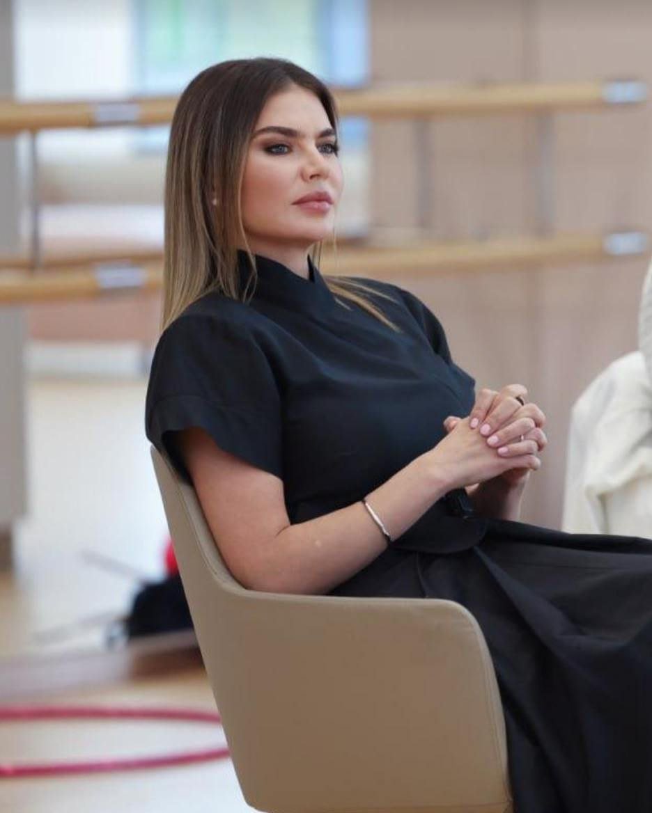 Аліна Кабаєва на тренуванні Аліна Кабаєва на тренуванні