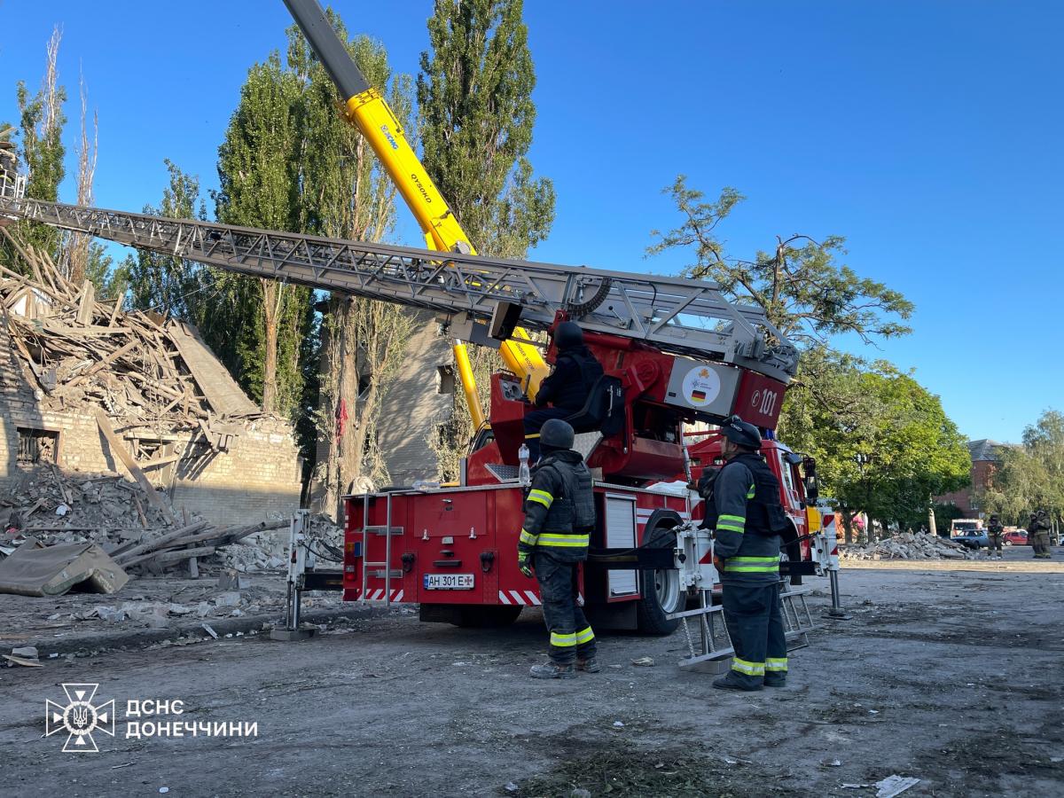 Наслідки атаки на Краматорськ і Слов'янськ 22 червня Наслідки атаки на Краматорськ і Слов'янськ 22 червня