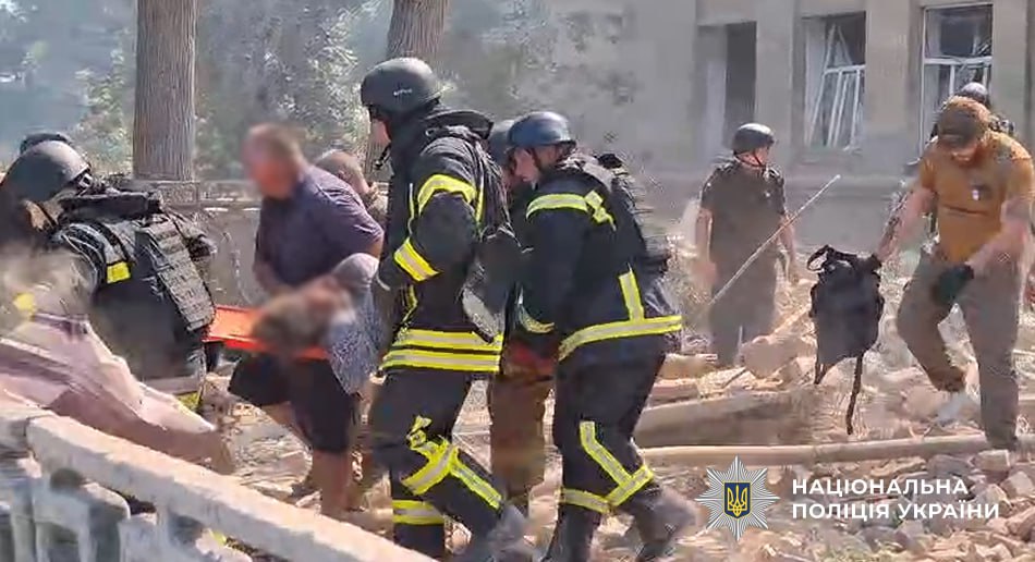 Наслідки удару по Білгород-Дністровському 23 червня Наслідки удару по Білгород-Дністровському 23 червня