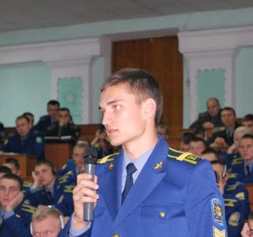 Мама Джуса і вдова Мунфіша опублікували фото загиблого пілота Максима Устименка Мама Джуса і вдова Мунфіша опублікували фото загиблого пілота Максима Устименка