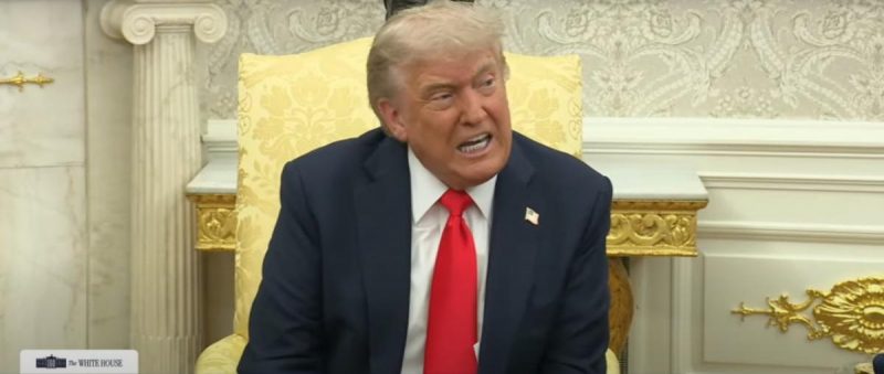 Чому Трамп терміново поїхав з саміту G-7?