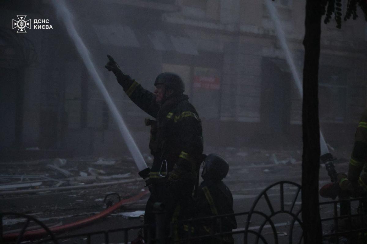 Наслідки обстрілу Києва Наслідки обстрілу Києва