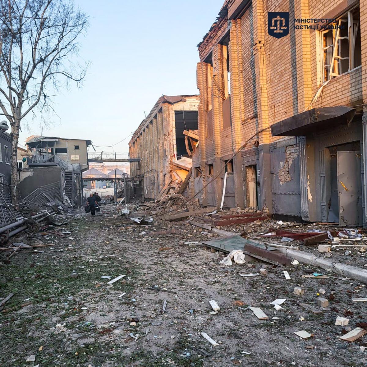 РФ ударила по виправній колонії на Запоріжжі РФ ударила по виправній колонії на Запоріжжі