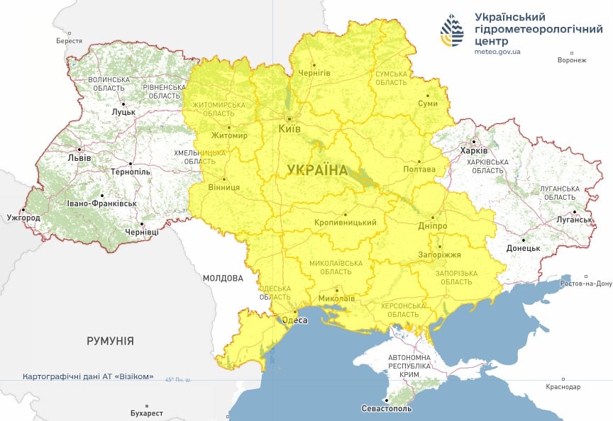 Риба плаває вулицями, у дворах 'море': що накоїла негода в п'яти областях України Риба плаває вулицями, у дворах 'море': що накоїла негода в п'яти областях України
