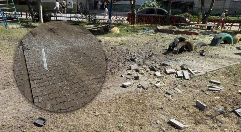 В Сумах дрон РФ летел на машины, которые ехали по дороге: зафиксирован момент удара