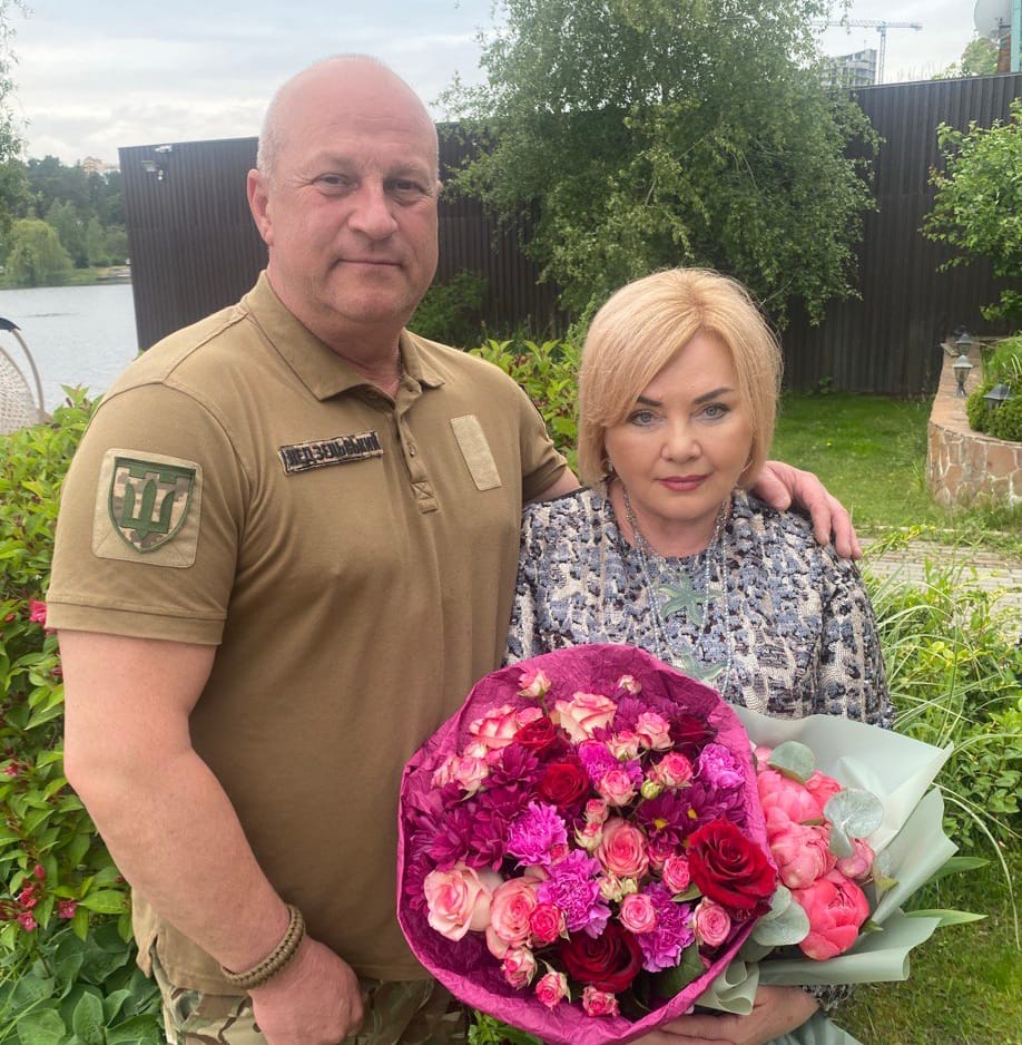 Роман Недзельський, Оксана Білозір