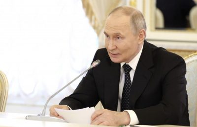 На столе Путина сейчас есть несколько вариантов развития конфликта