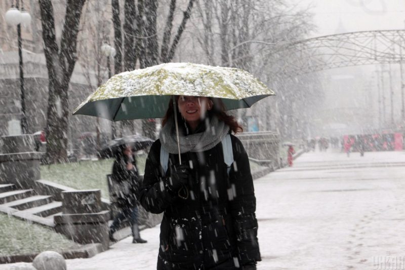 Перший сніг і морози в серпні: які регіони України вже засипало