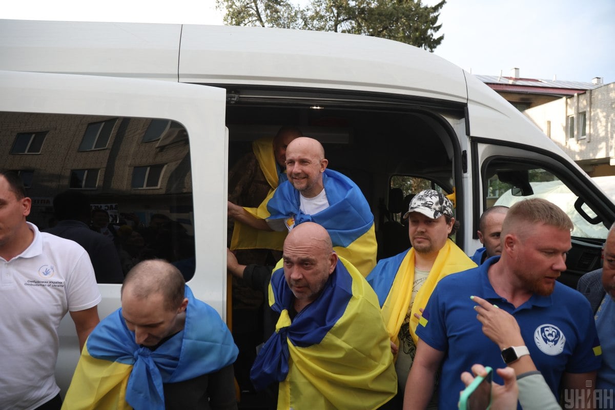 За словами Хилюка, він ніколи так не радів приземленню в Білорусі, як під час повернення в Україну з російського полону За словами Хилюка, він ніколи так не радів приземленню в Білорусі, як під час повернення в Україну з російського полону