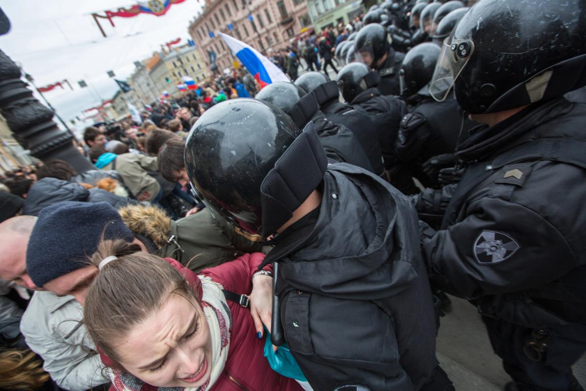 На думку Загороднього, половина Росії збіжиться грабувати Москву, якщо взимку буде енергетичний колапс На думку Загороднього, половина Росії збіжиться грабувати Москву, якщо взимку буде енергетичний колапс