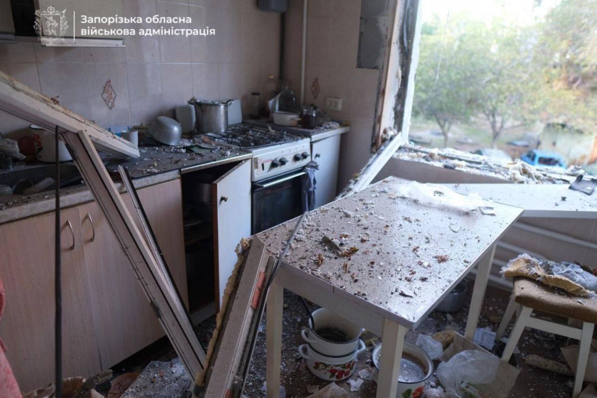 Наслідки удару по Запоріжжю