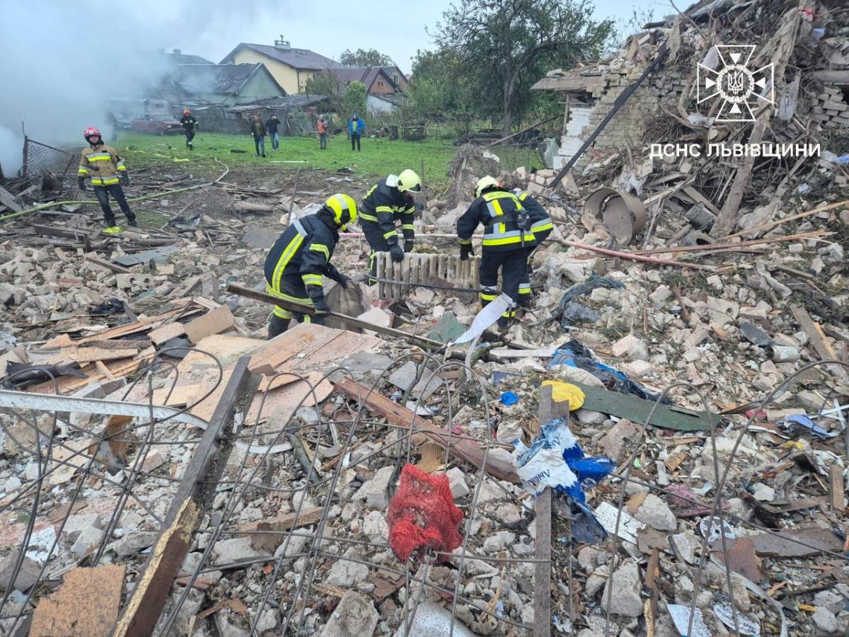 Наслідки російського удару по Львівській області