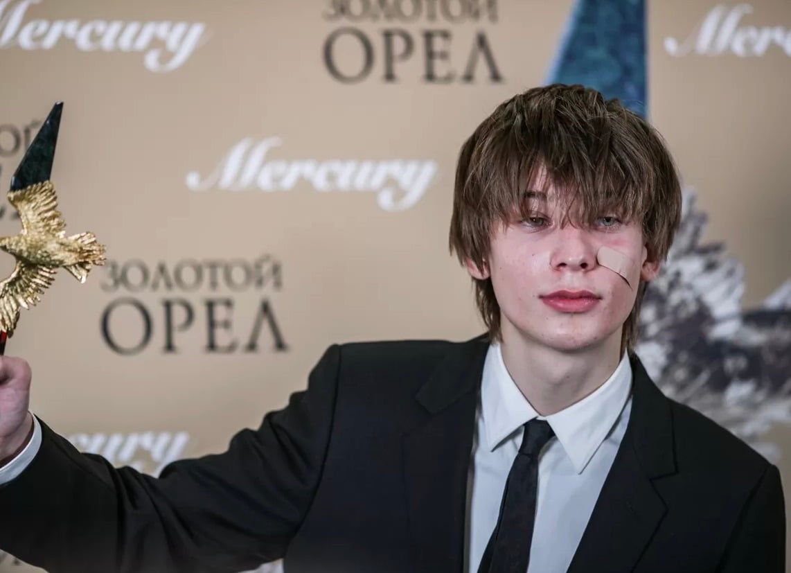 Який вигляд має син Висоцької та Кончаловського Який вигляд має син Висоцької та Кончаловського