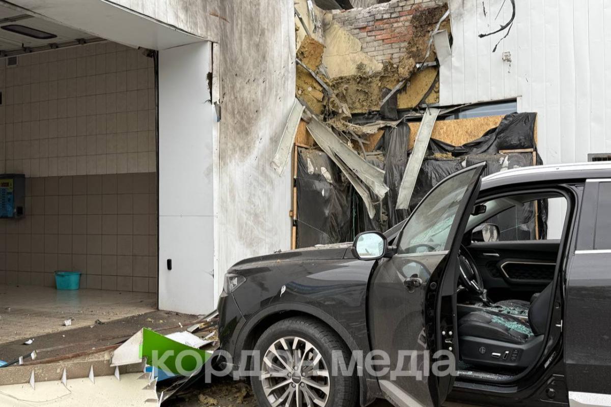 Удар по АЗС в Сумах Удар по АЗС в Сумах