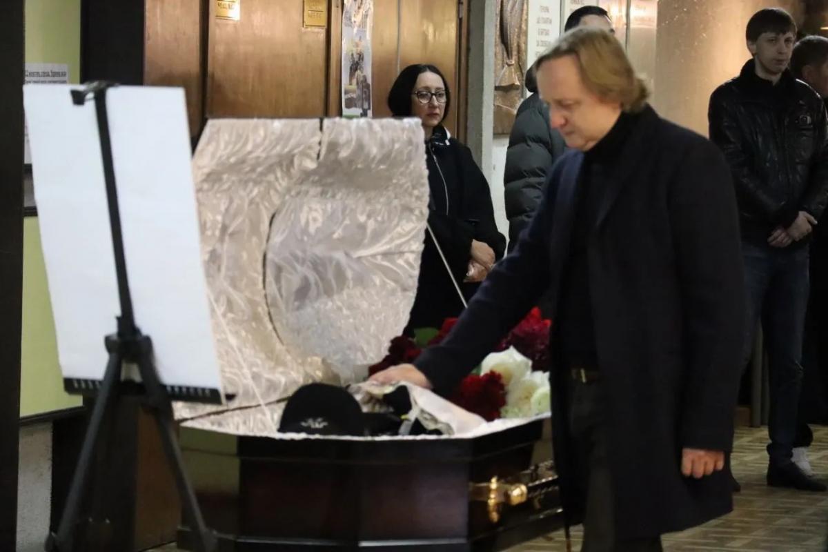 У Києві прощаються з Андрієм Яценком 