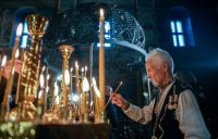 Буде потужним оберегом: що потрібно повісити над дверима, прикмети 4 жовтня