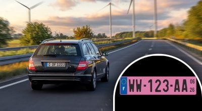 З 2026 року на дорогах з'являться авто з рожевими номерами - всі подробиці