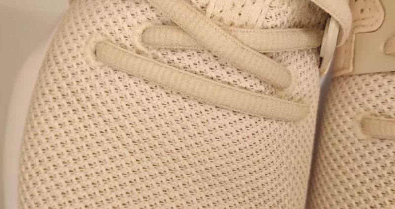 Як відіпрати білі кросівки в сітку: найлегший спосіб