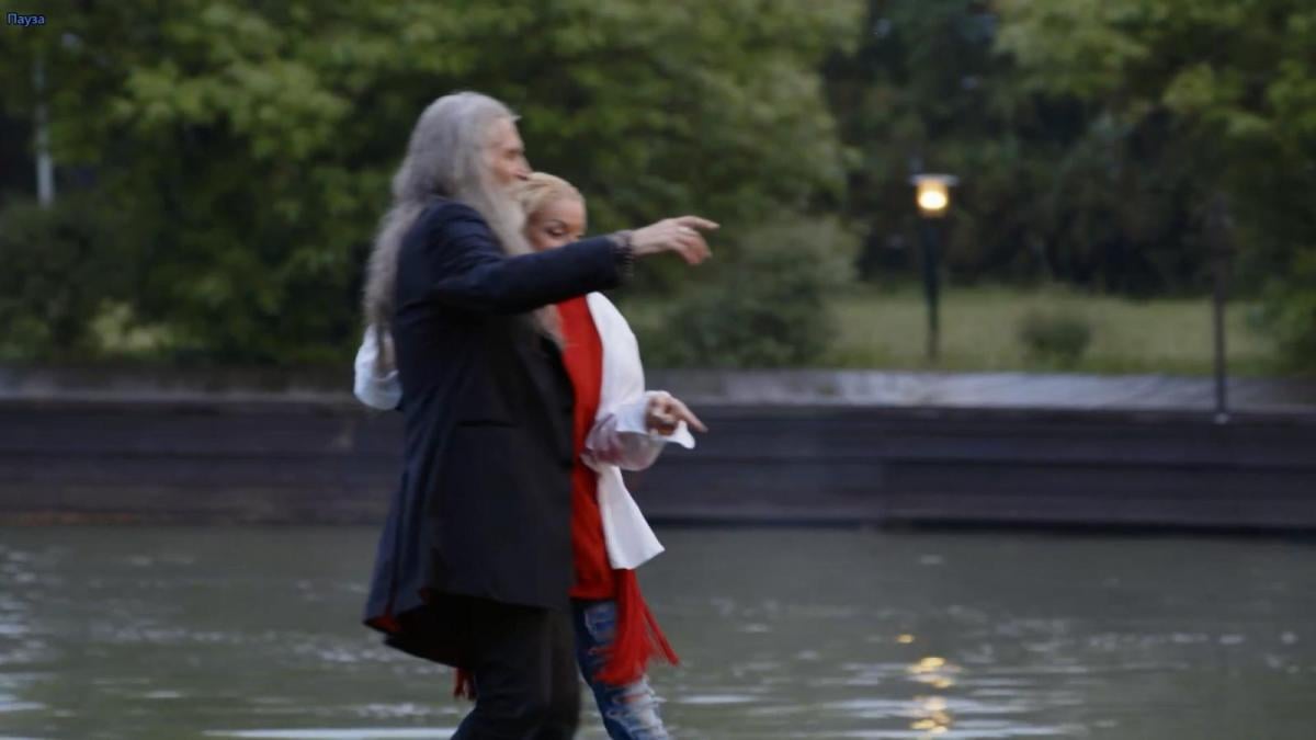 Джигурда перетворився на старезного старого чоловіка  Джигурда перетворився на старезного старого чоловіка