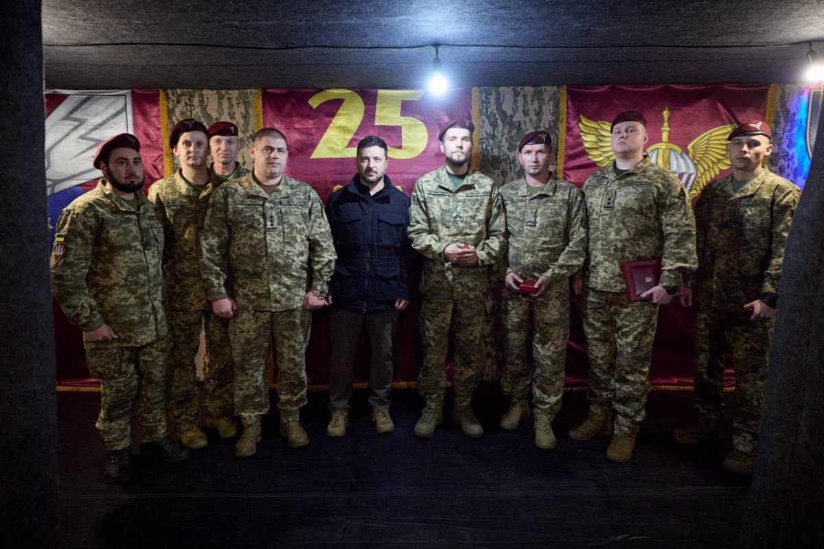 Володимир Зеленський приїхав під Покровськ 