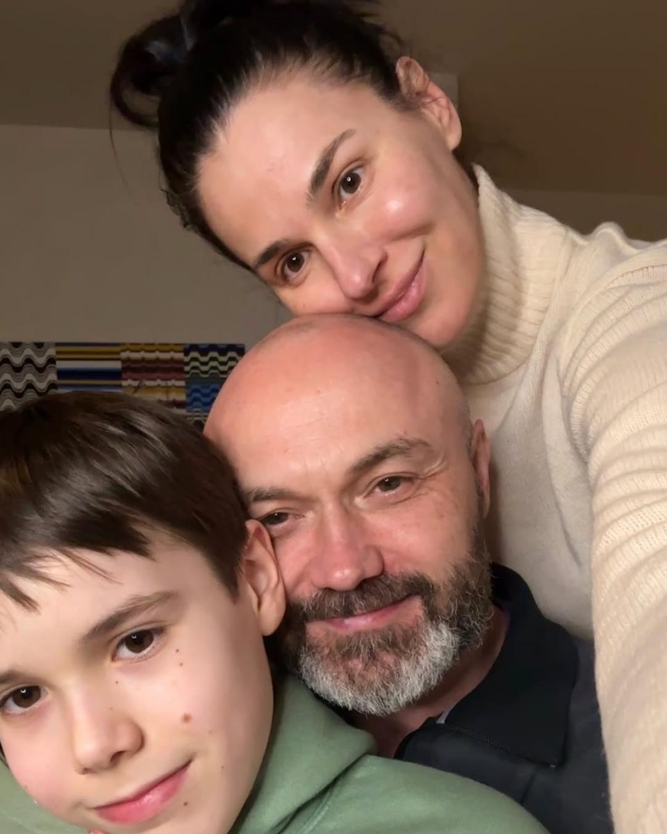 Маша Єфросиніна з чоловіком і сином Маша Єфросиніна з чоловіком і сином