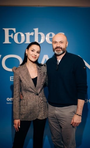 Маша Єфросиніна та Тимур Хромаєв Маша Єфросиніна та Тимур Хромаєв