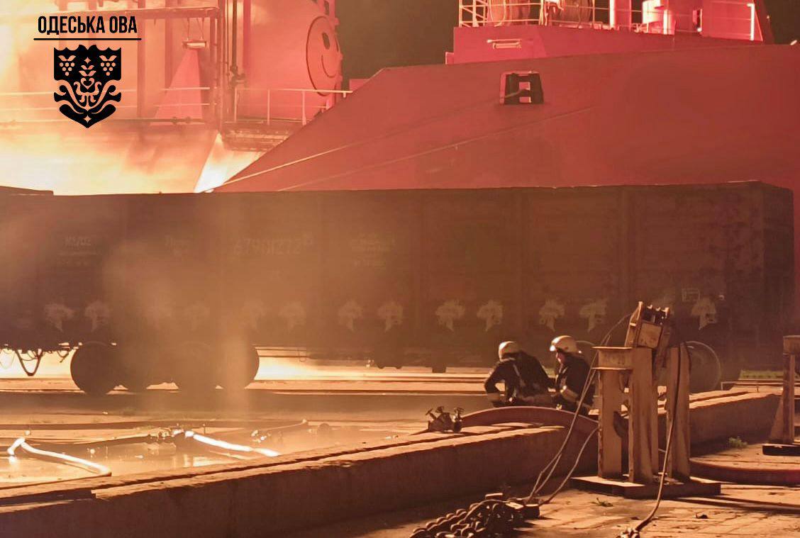 Росія вдарила по енергетиці та портовій інфраструктурі Одещини Росія вдарила по енергетиці та портовій інфраструктурі Одещини