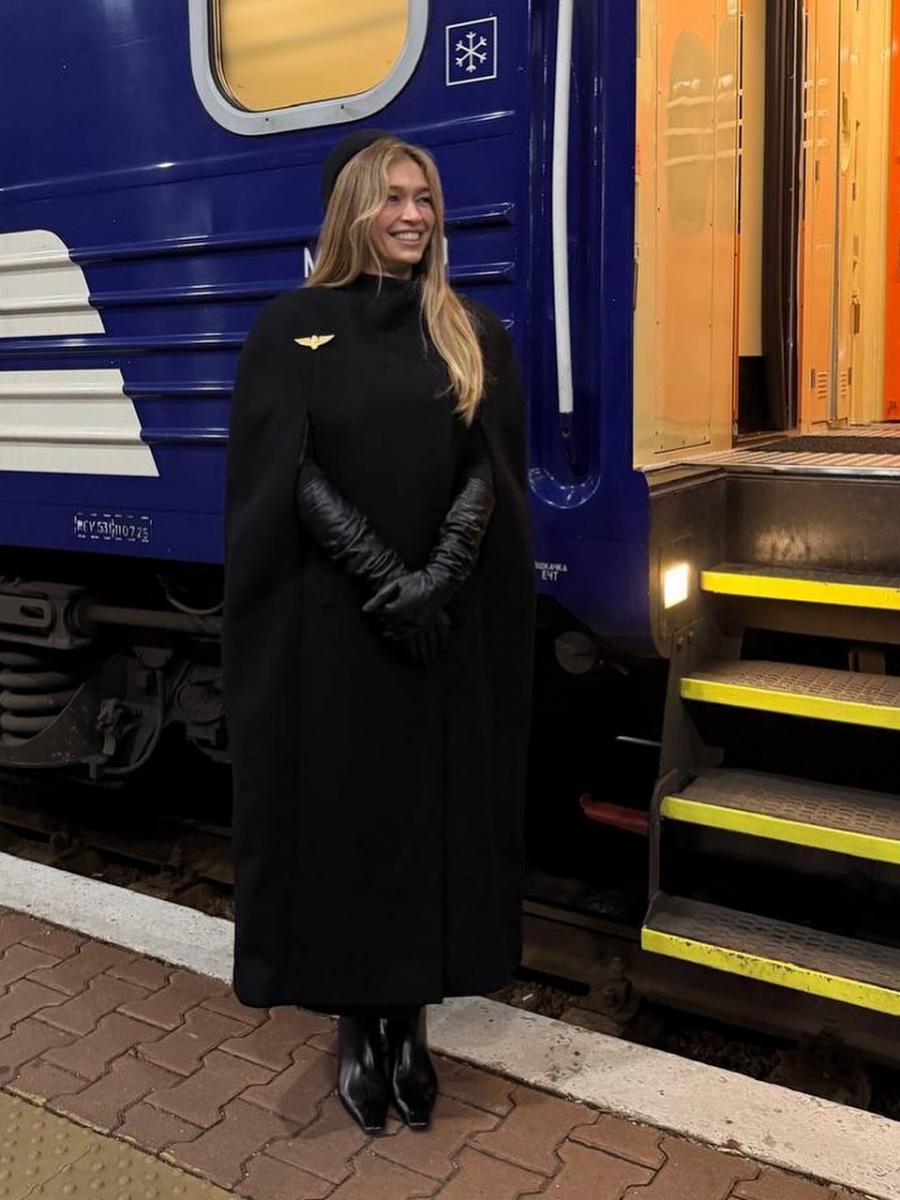 Вера Брежнева Вера Брежнева