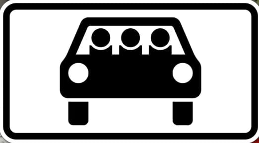 Новий дорожній знак з авто та трьома кульками бентежить водіїв: що він означає