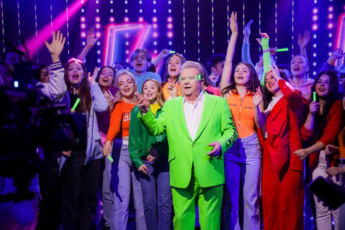 Михайло Поплавський: Щастя – наша молодість Михайло Поплавський: Щастя – наша молодість