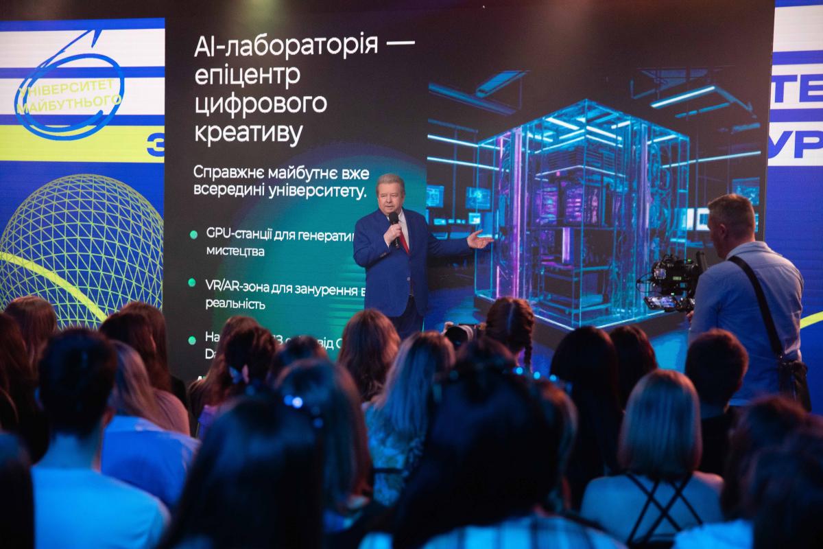 Михайло Поплавський: Щастя – наша молодість Михайло Поплавський: Щастя – наша молодість