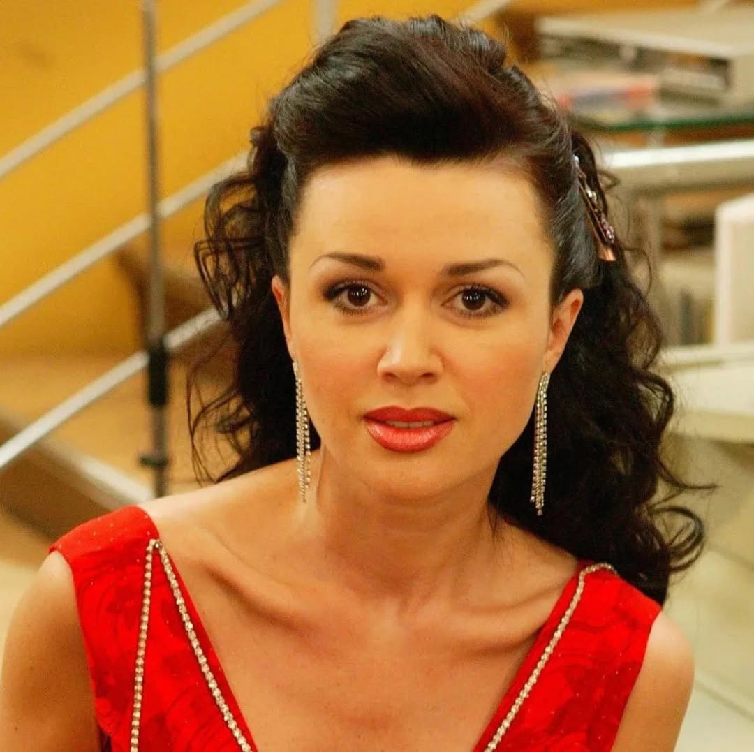 Анастасія Заворотнюк Анастасія Заворотнюк