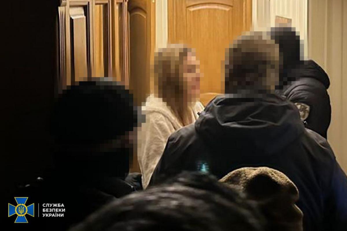 СБУ та НАБУ викрили народну депутатку України на підбурюванні до надання хабаря у 250 тис. доларів США