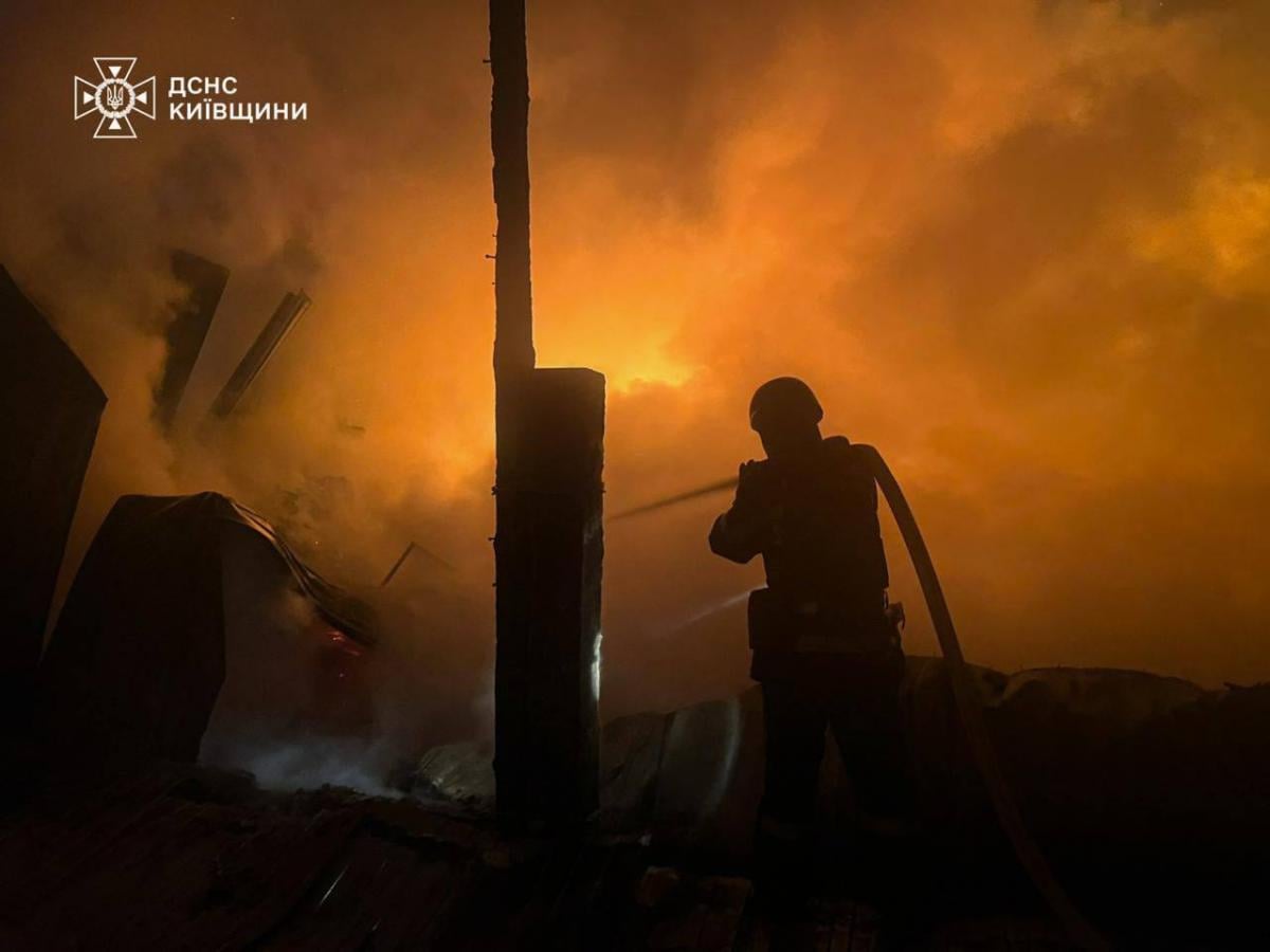 Ликвидация последствий ночной атаки РФ 6 декабря Ликвидация последствий ночной атаки РФ 6 декабря