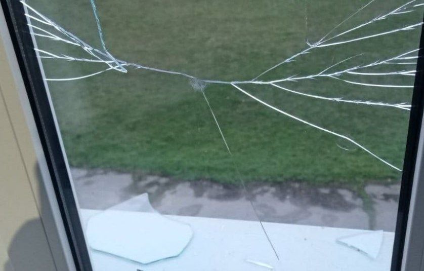 Удар РФ по Дніпропетровщині в ніч на 8 грудня: є загиблий та поранені, серед них - діти Удар РФ по Дніпропетровщині в ніч на 8 грудня: є загиблий та поранені, серед них - діти