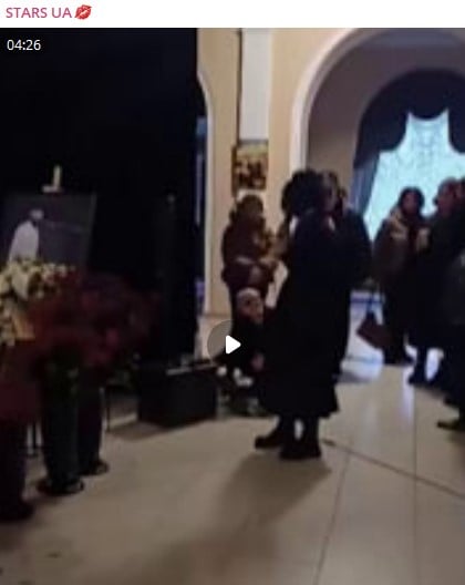 Олександра Норова прощається з чоловіком