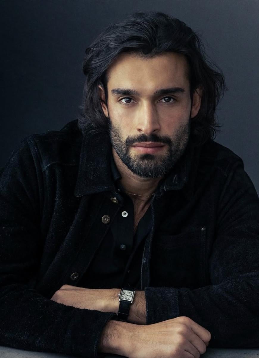 Сем Асгарі на фото для обкладинки Сем Асгарі на фото для обкладинки