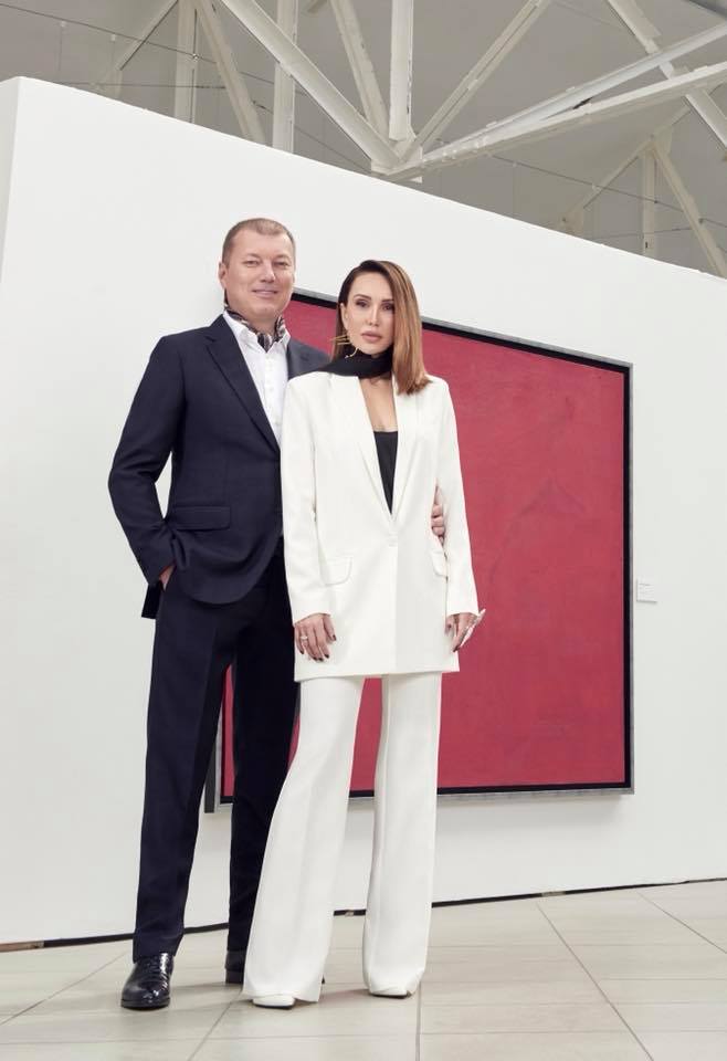 Наталя і Роберт Бровді захоплюється мистецтвом Наталя і Роберт Бровді захоплюється мистецтвом