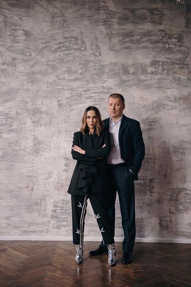 Наталя і Роберт Бровді захоплюється мистецтвом Наталя і Роберт Бровді захоплюється мистецтвом