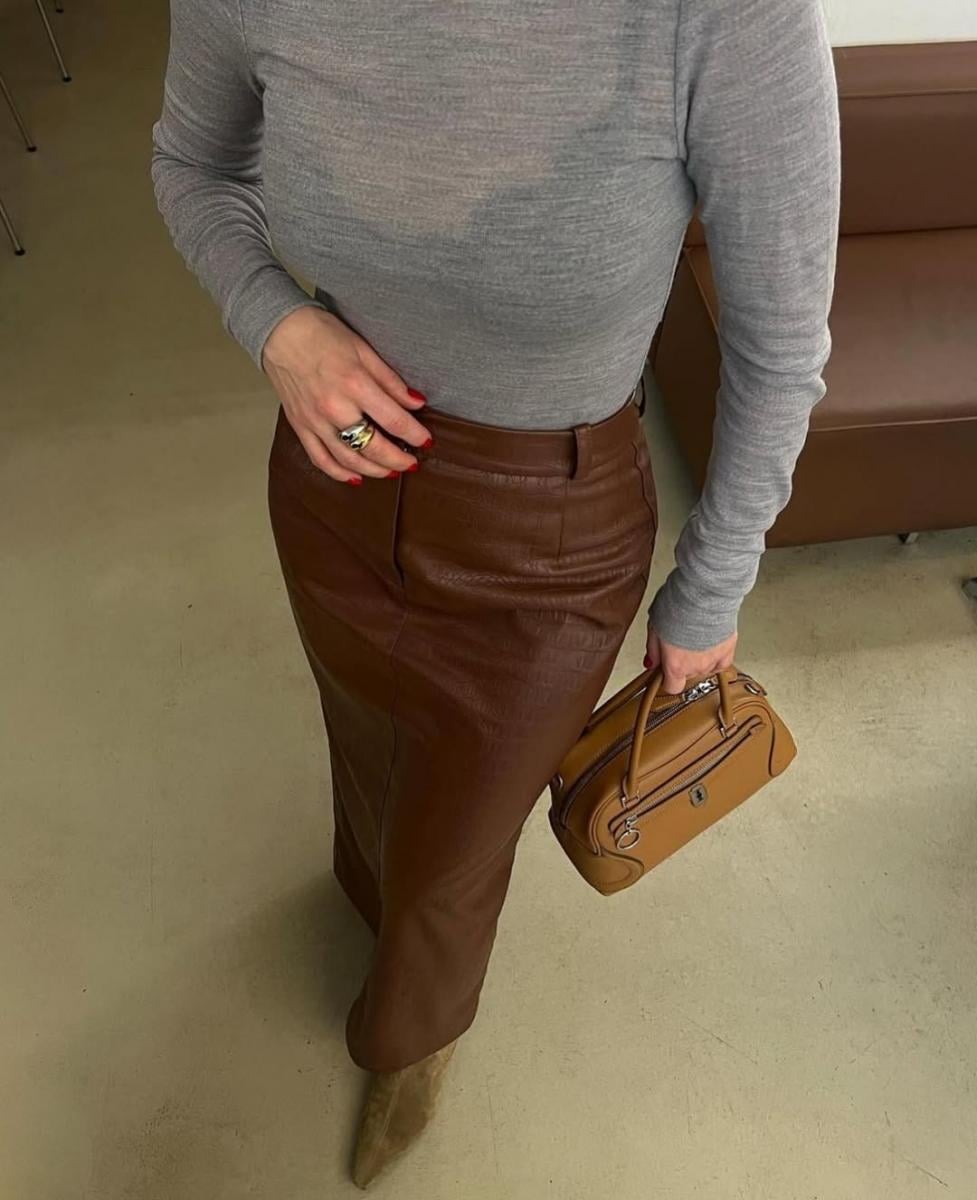 Вишукана спідниця для новорічної ночі Вишукана спідниця для новорічної ночі