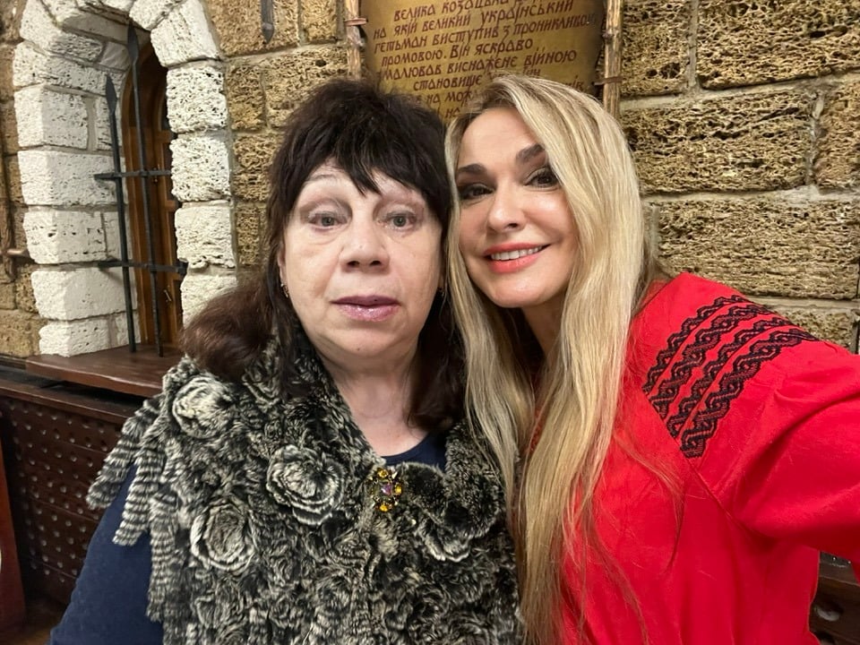 Тамара Яценко, Ольга Сумская Тамара Яценко, Ольга Сумская