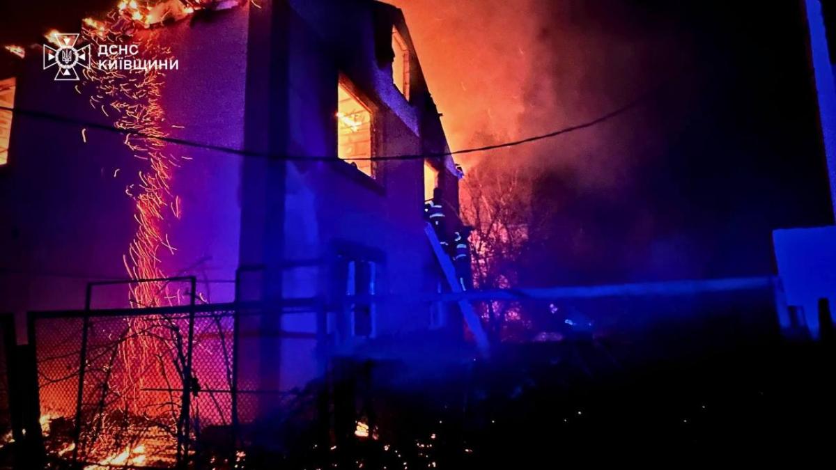 Удар РФ по Київщині 27 грудня