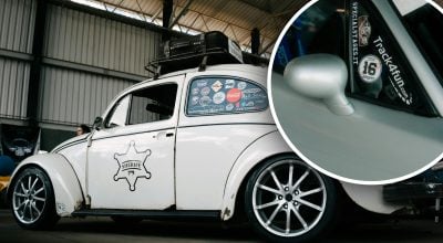 Клей зникне за хвилину: як зняти старі наліпки зі скла авто без подряпин