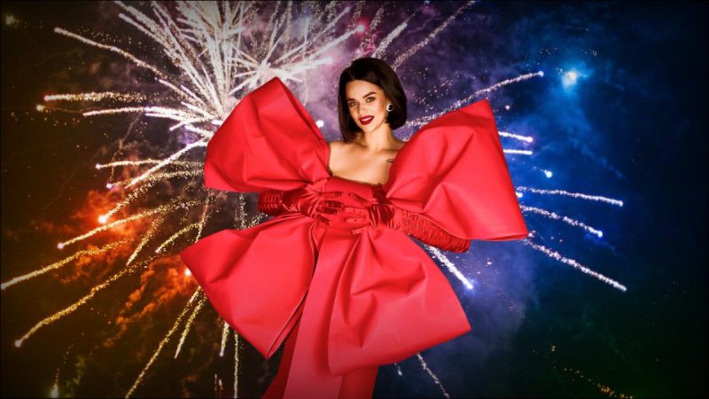 Цвета, в которых стоит встречать Новый год 2026: советы известной стилистки