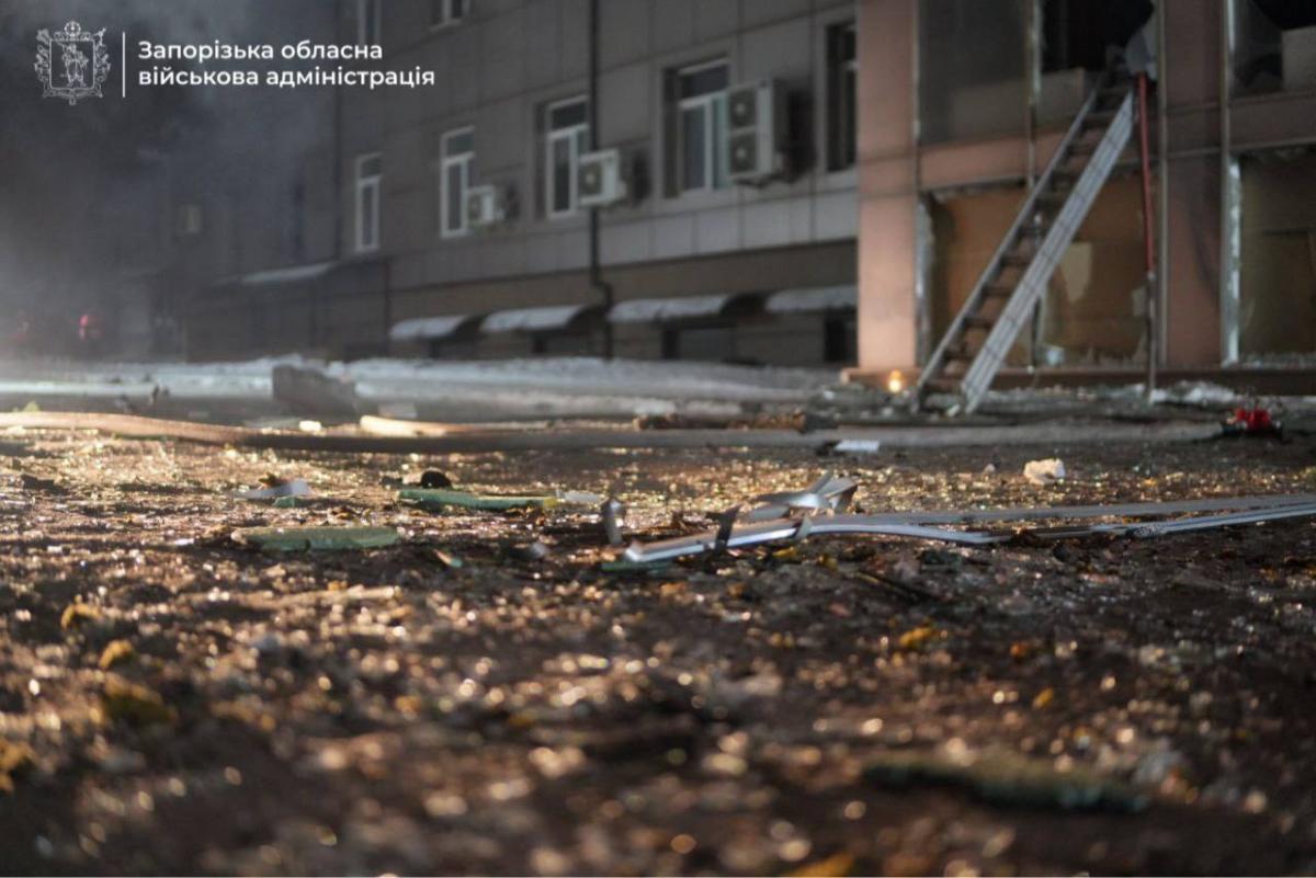 Наслідки ворожої атаки по Запоріжжю