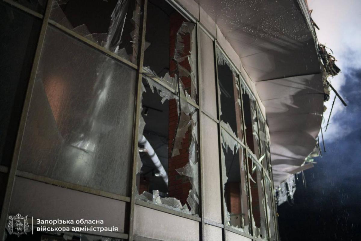 Наслідки ворожої атаки по Запоріжжю