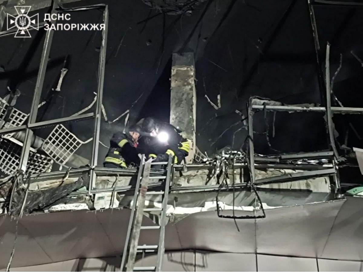 Наслідки ворожої атаки по Запоріжжю