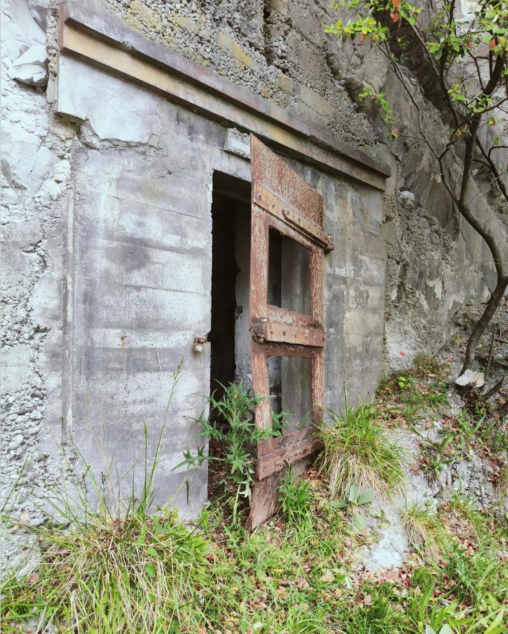 Чоловік зважився відчинити двері, повз які проходив 40 років Чоловік зважився відчинити двері, повз які проходив 40 років