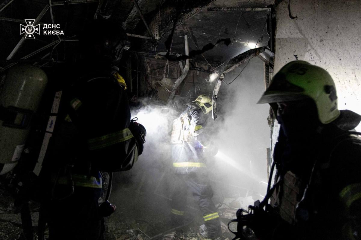 Атака на Київ 5 січня 2025 року - у ДСНС показали наслідки