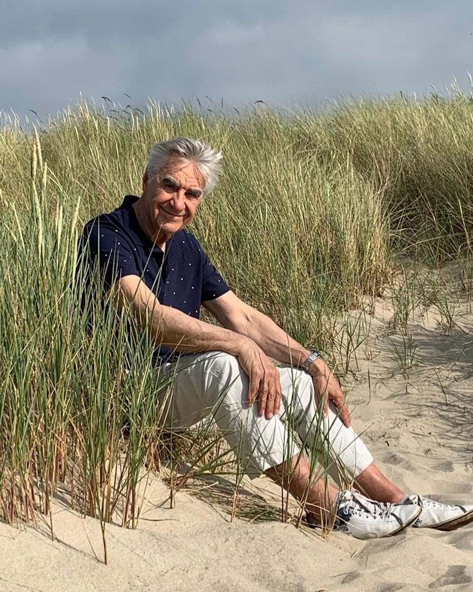 Анатолий Васильев Анатолий Васильев